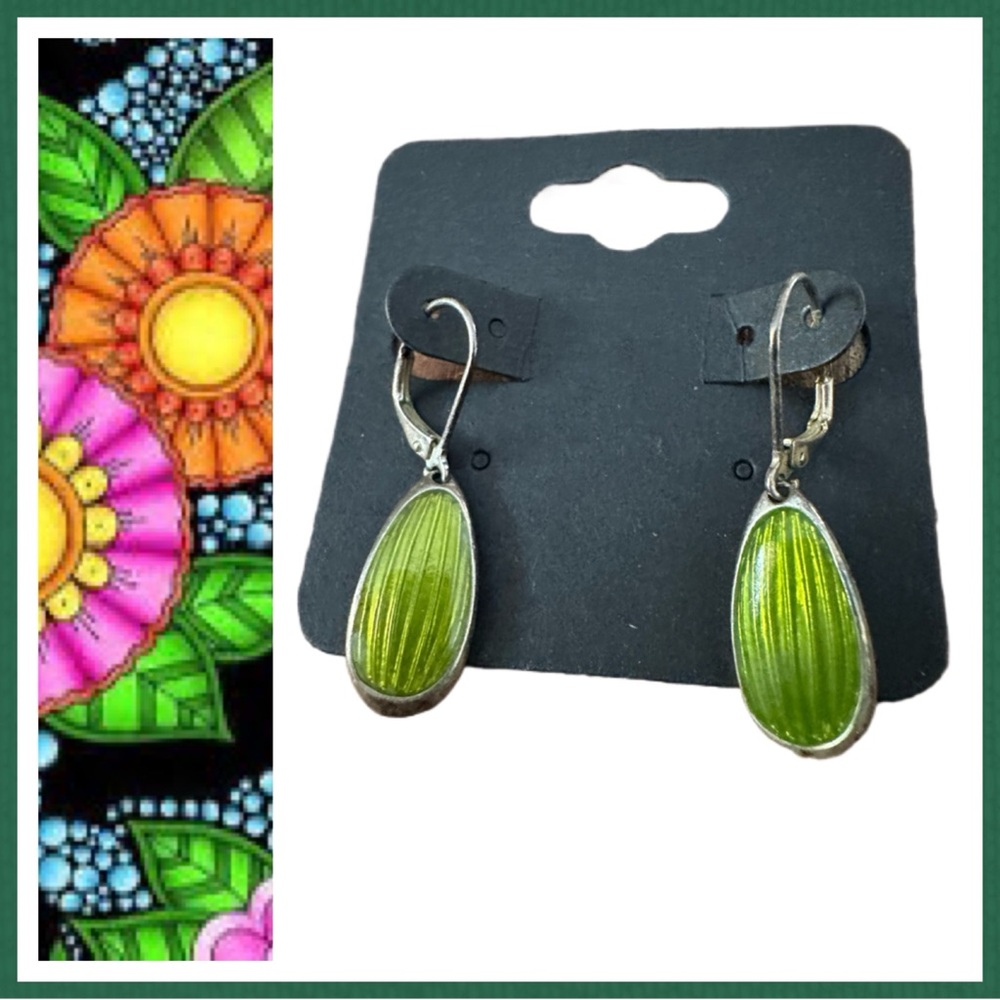 Green Enamel Ribbed Oval Lever Back Earrings.  Silver Tone